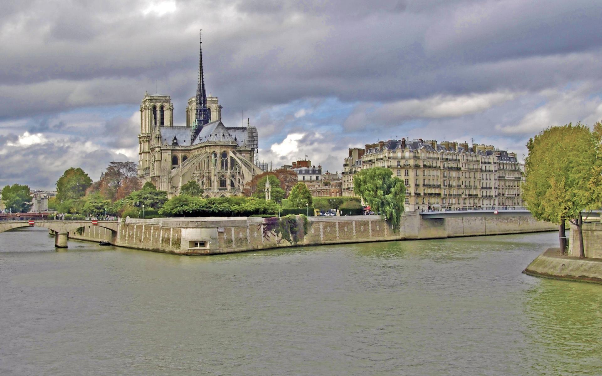 Notre Dame from the Seine